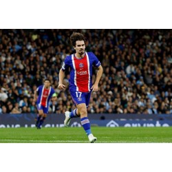 Paris Saint-Germain lägger större vikt vid lagarbete och samordning Paris Saint-Germain lägger större vikt vid lagarbete och samordning